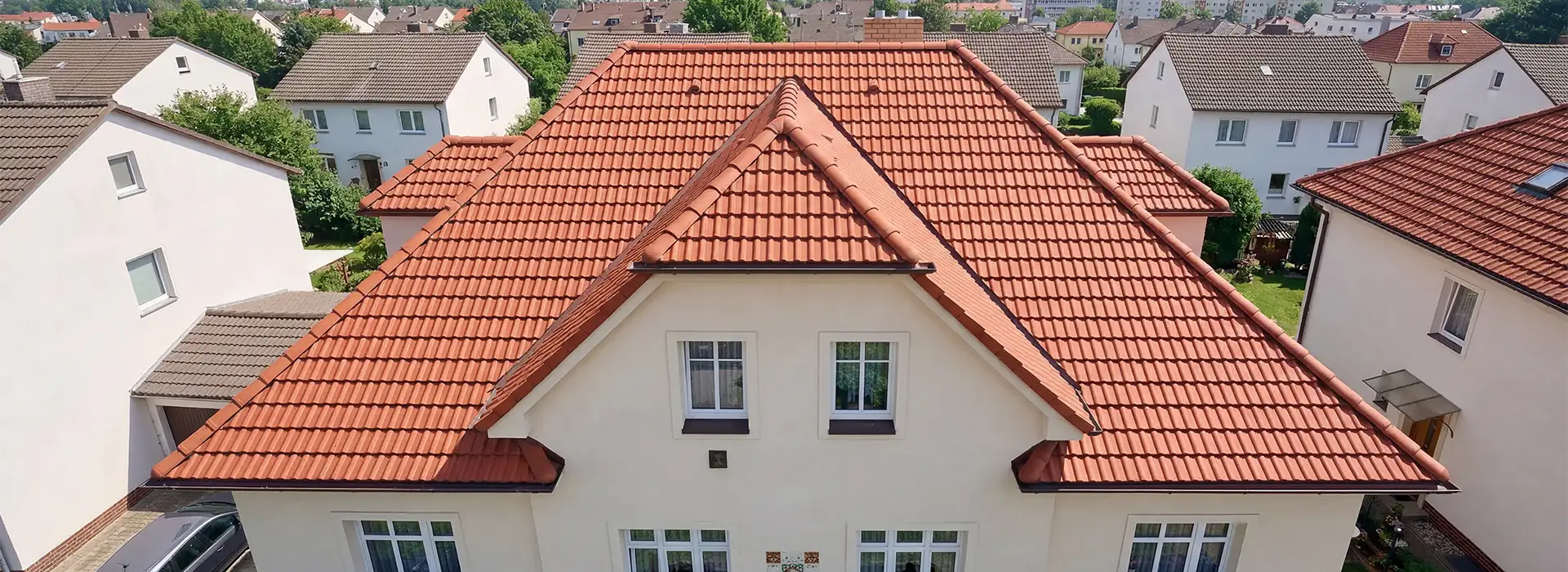 Klempokom - Reference - Nátěr střechy rodinného domu v Říčanech u Prahy